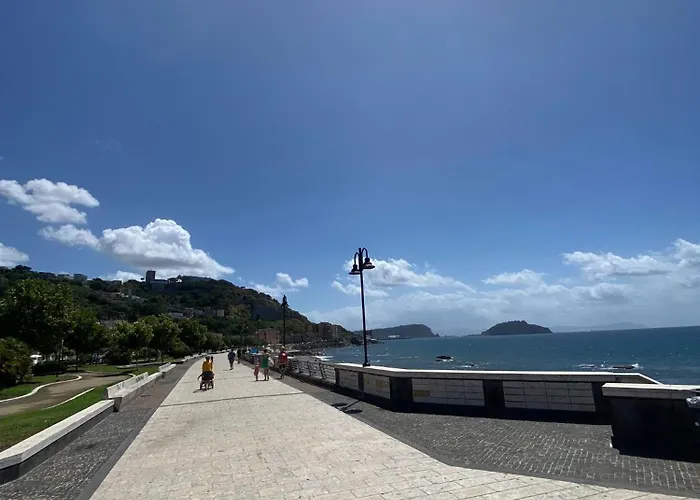 Lungo Il Mare * Pozzuoli